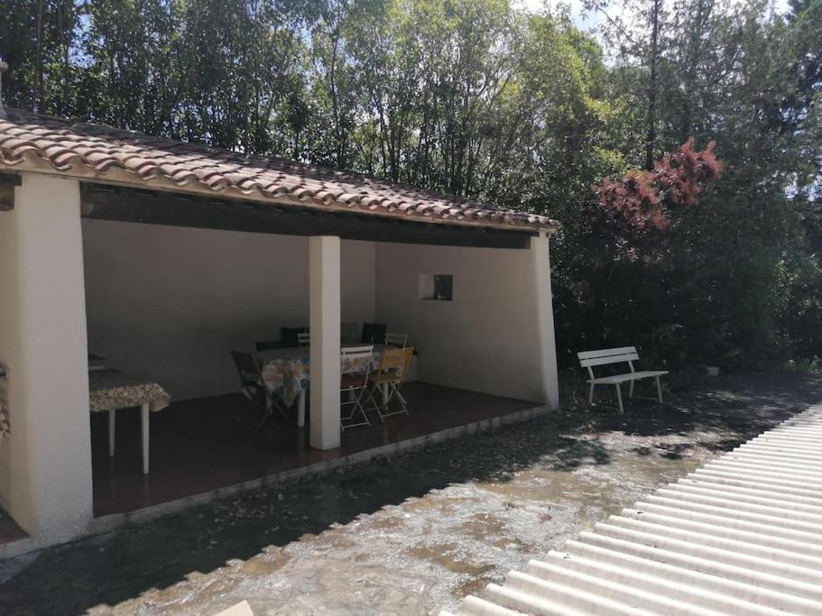 Studio Meyreuil-Terrasse-Au Calme En Campagne-Clim Exterior foto